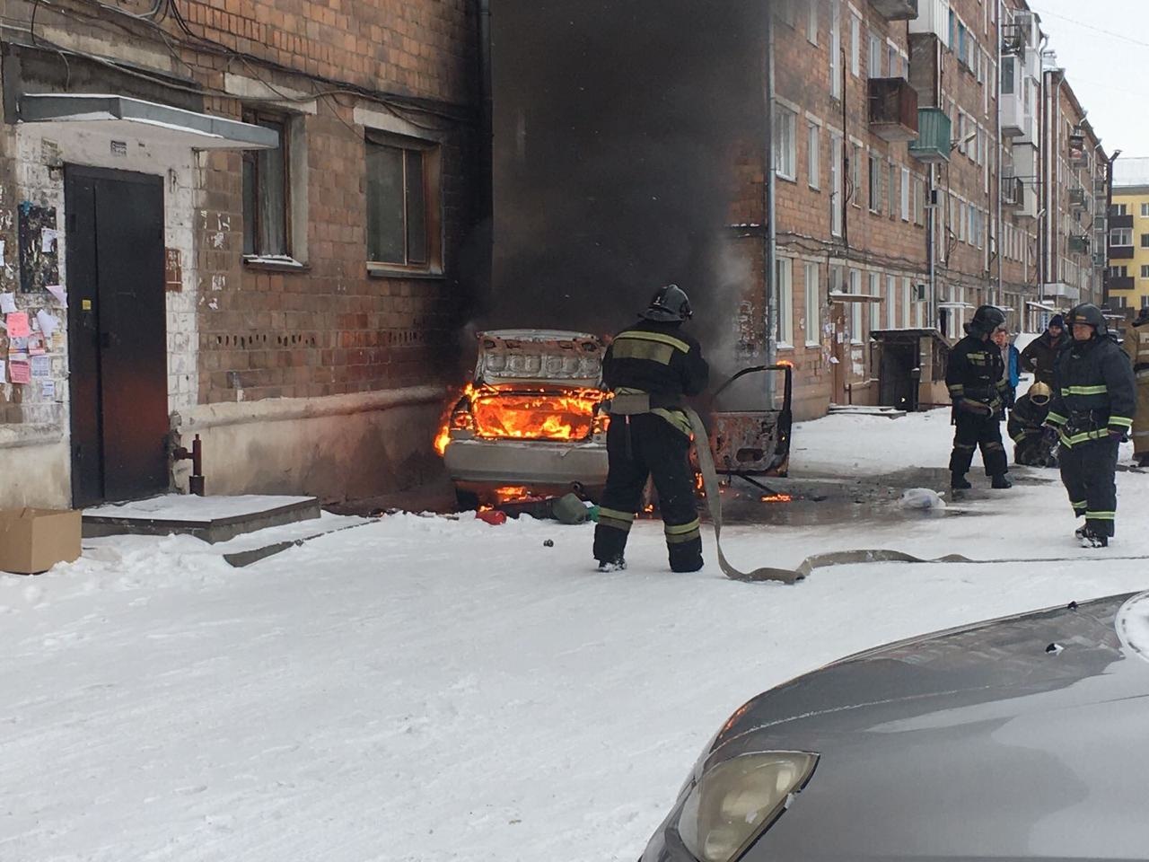 В Хакасии за сутки сгорело три автомобиля