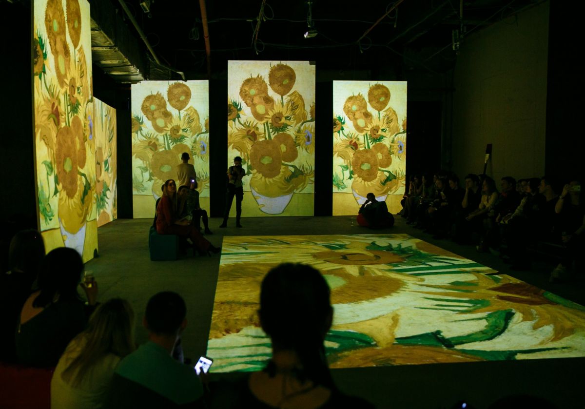 Жителей Хакасии приглашают окунуться в яркий, разнообразный и прекрасный мир Ван Гога