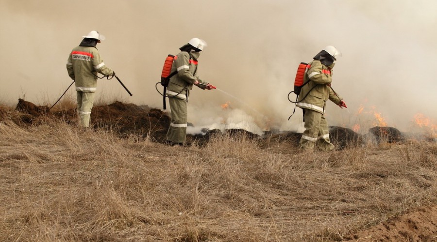 В Хакасии палы травы создают реальную угрозу