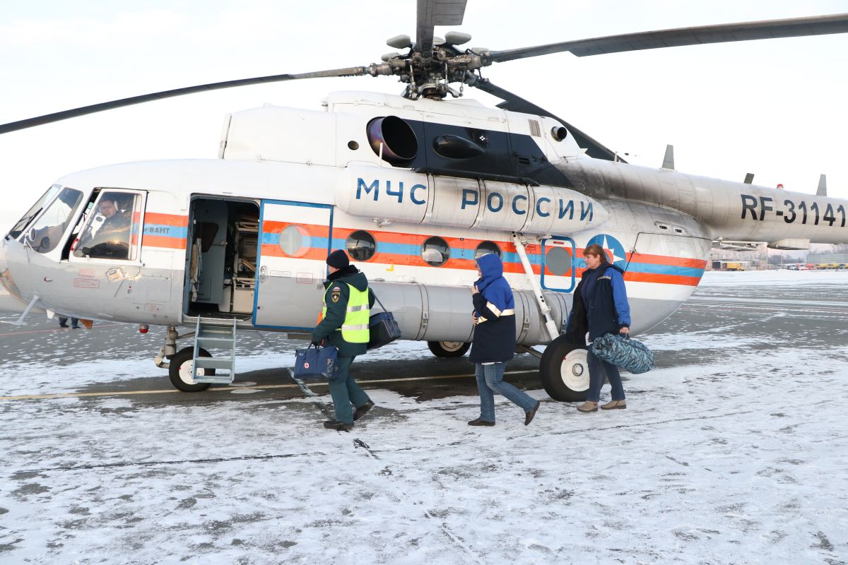 Новорожденную девочку из Копьево эвакуировали на вертолете