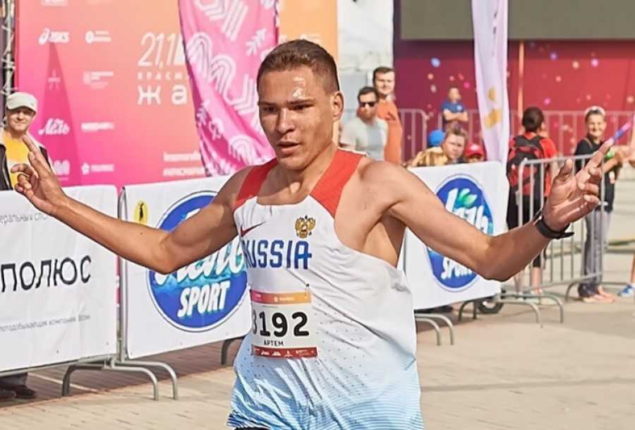 Спортсмен из Абакана – двукратный серебряный призер первенства России по лёгкой атлетике