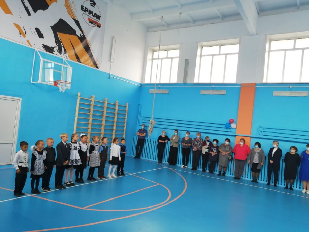 В Хакасии отремонтировано 11 школьных спортзалов