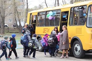 Новый школьный автобус на Согре вышел в первый рейс