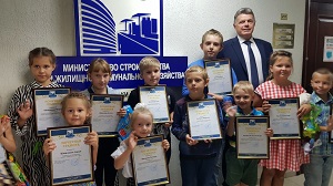 В Хакасии наградили победителей детского конкурса «Строитель будущего-2022»