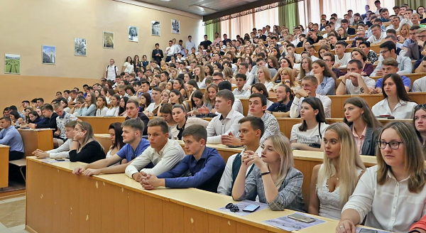 В Хакасии студенты-платники смогут заключать договора о целевом обучении