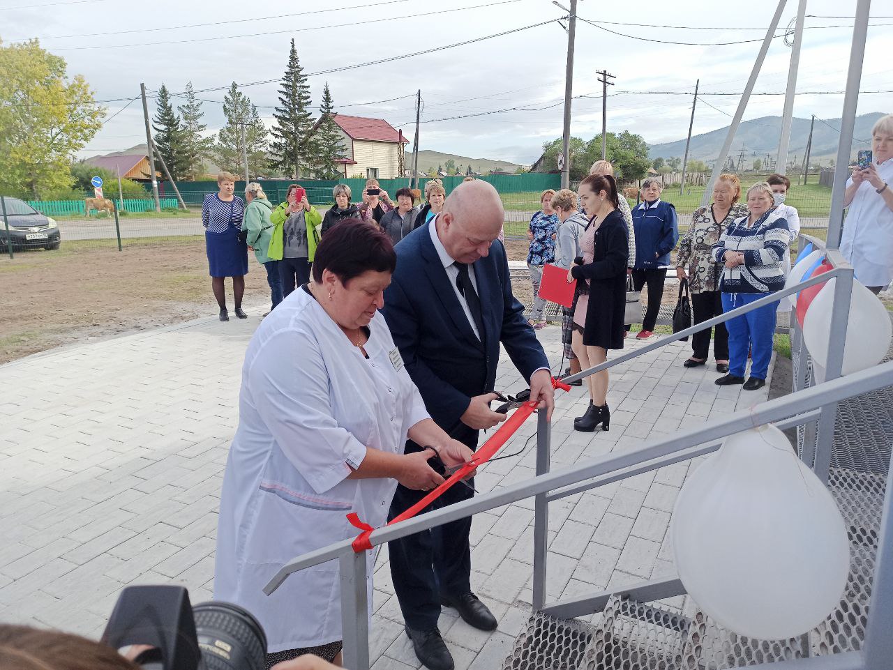 В Усть-Абаканском районе открылись две врачебные амбулатории