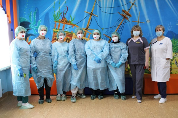 Республиканская инфекционная больница организовала экскурсию для волонтеров-медиков Сорска