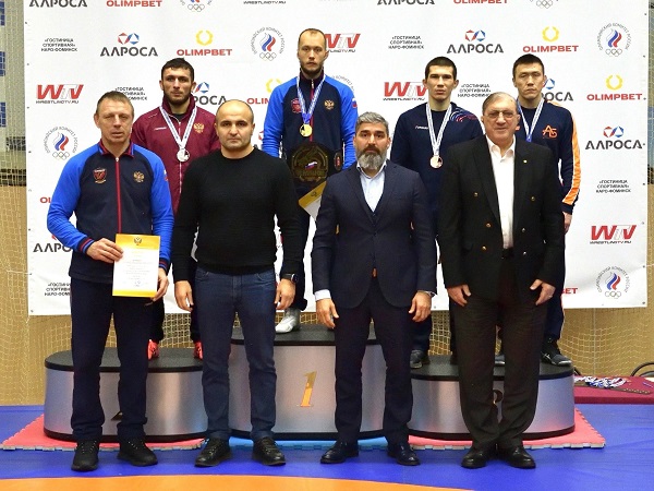 Борцы из Хакасии завоевали бронзу чемпионата России по греко-римской борьбе