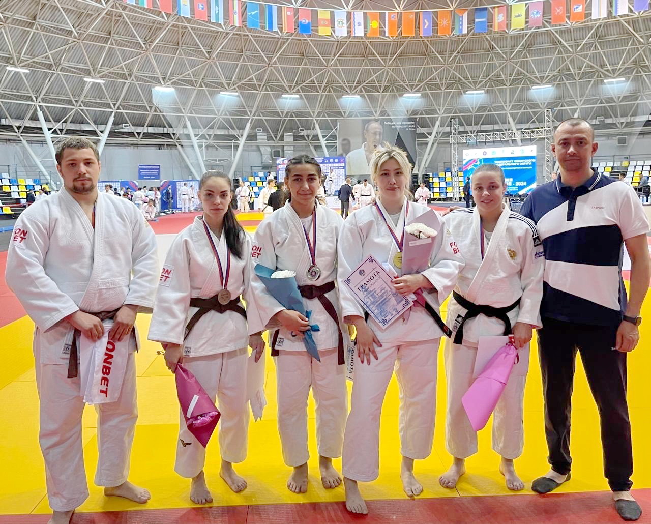 Спортсмены из Хакасии завоевали медали чемпионата Сибири по дзюдо