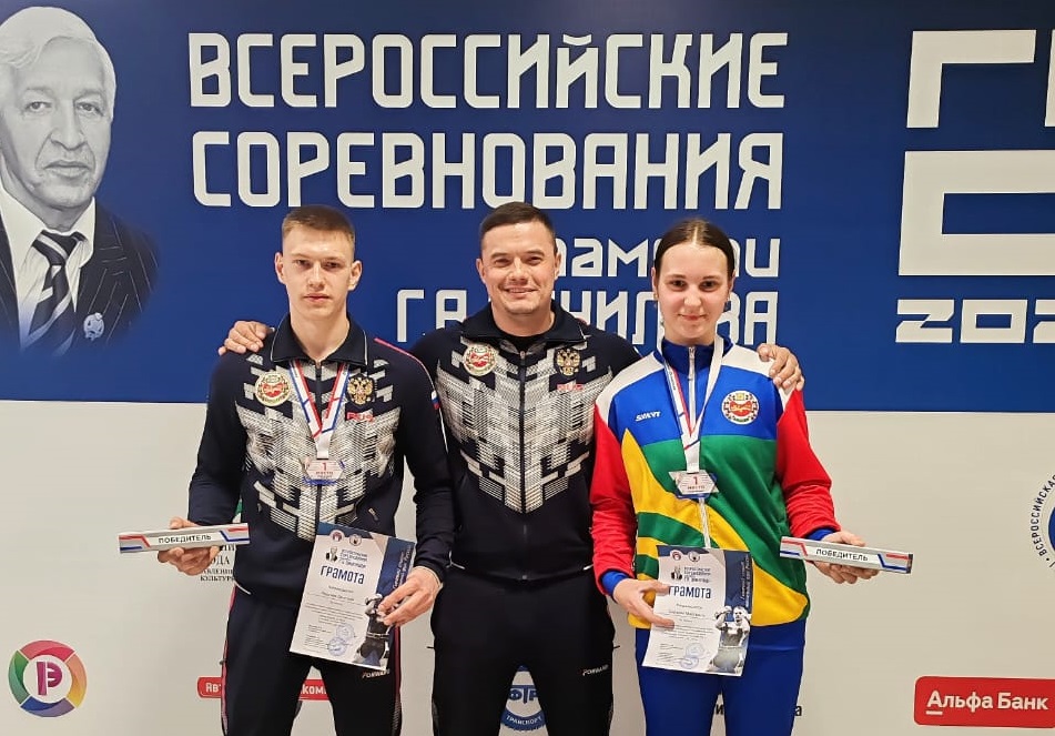 Гиревики из Хакасии завоевали награды всероссийских соревнований