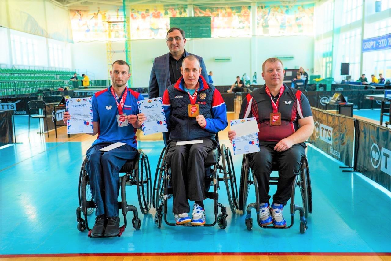 Теннисист паралимпийской спортшколы Хакасии взял золото на всероссийских соревнованиях