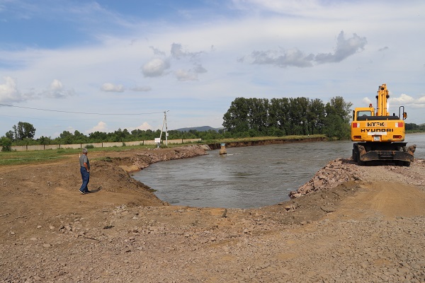 Алексей Лемин: угрозы водозаборным сооружениям в столице Хакасии нет