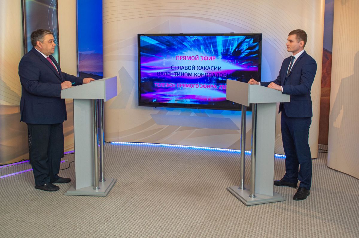 Валентин Коновалов ответит на вопросы зрителей в прямом эфире