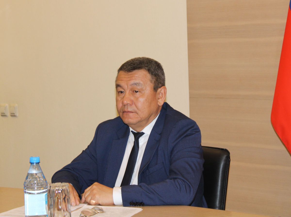 Владимир Карамашев доложил о складывающейся пожарной и паводковой обстановке в Хакасии