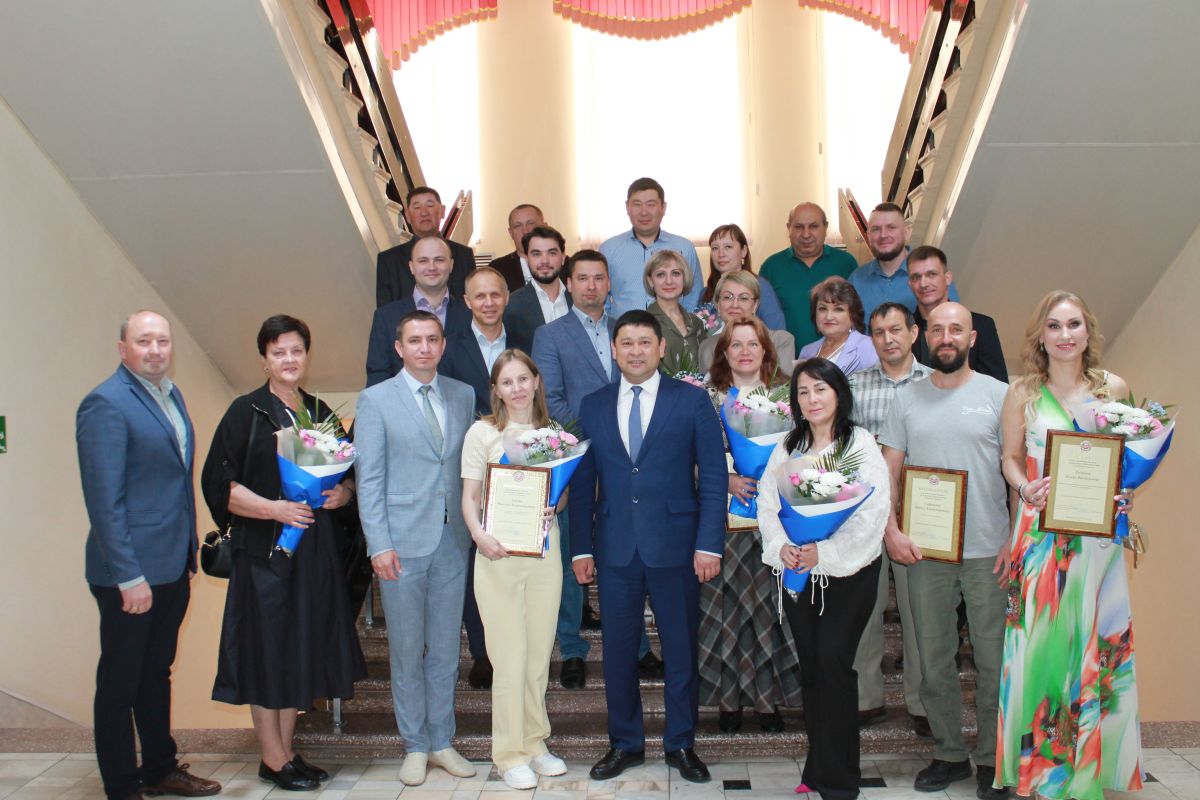 В Хакасии наградили лучших предпринимателей