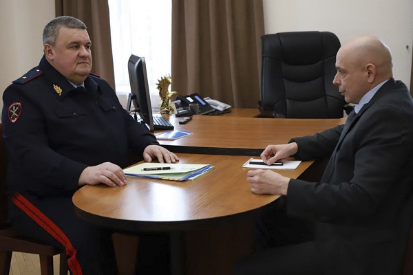 Сергей Сокол и министр внутренних дел Хакасии обсудили вопросы обеспечения безопасности